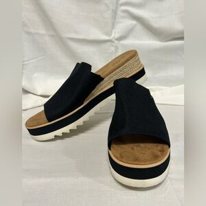 Tom’s Black Canvas Diana Flatform Slide Wedge Sandal Size10